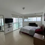 Penthouse 5 Stars, Ac, Wifi, Gym, Pool, Panama